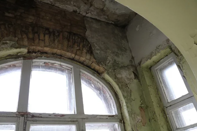 У Києві розпочали реставрацію історичної будівлі на вулиці Богдана Хмельницького