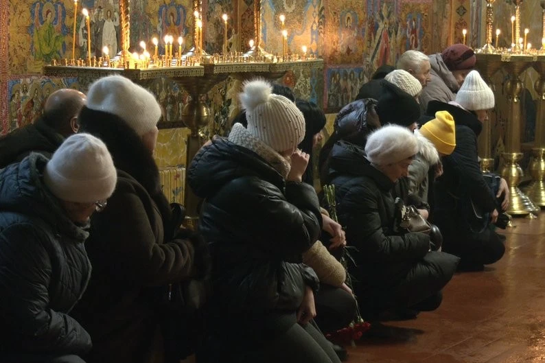 Житомир прощається з 4-річною Крістіною Соловйовою, загиблою під час атаки РФ
