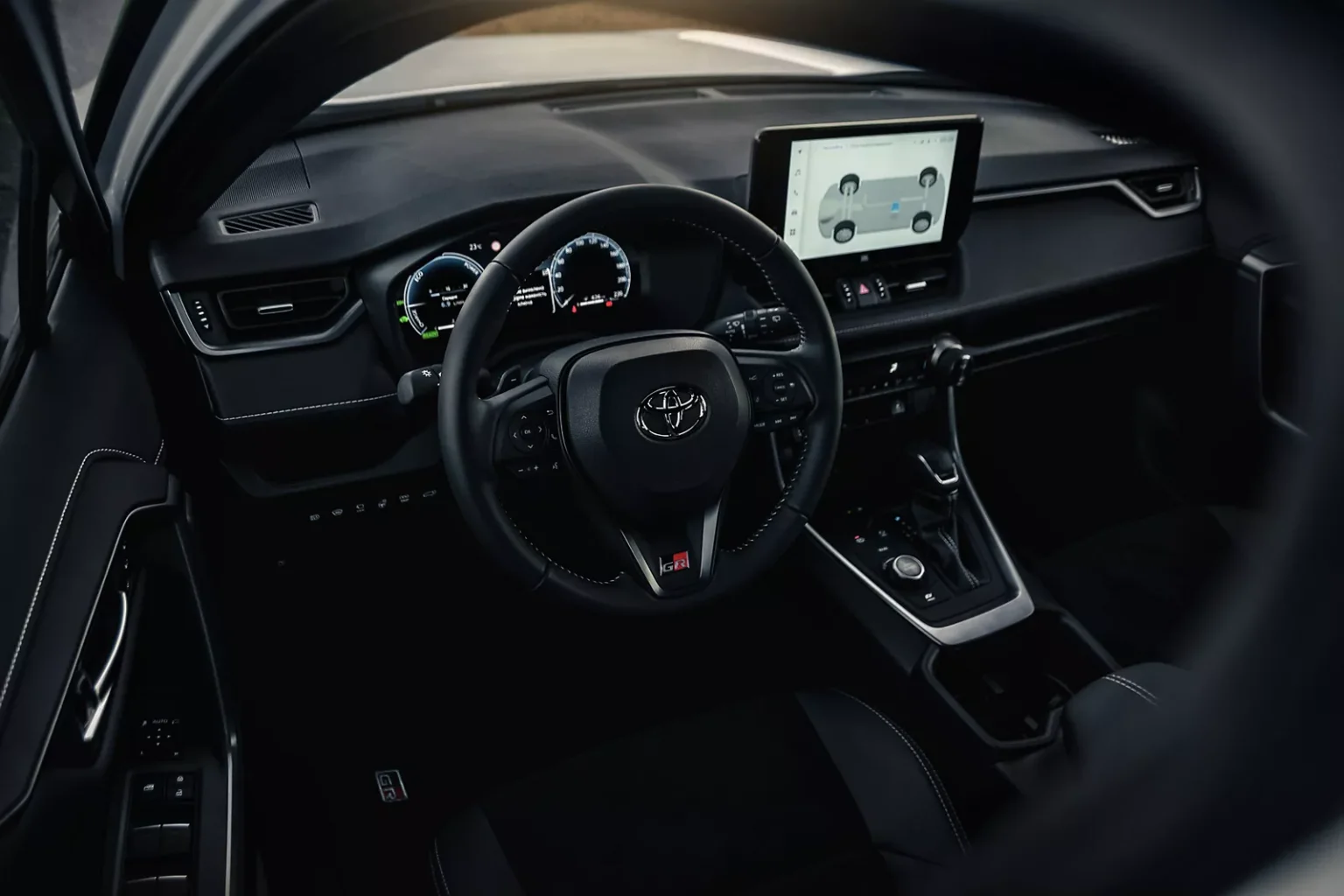 Чому Toyota RAV4 найпопулярніший кросовер у світі?