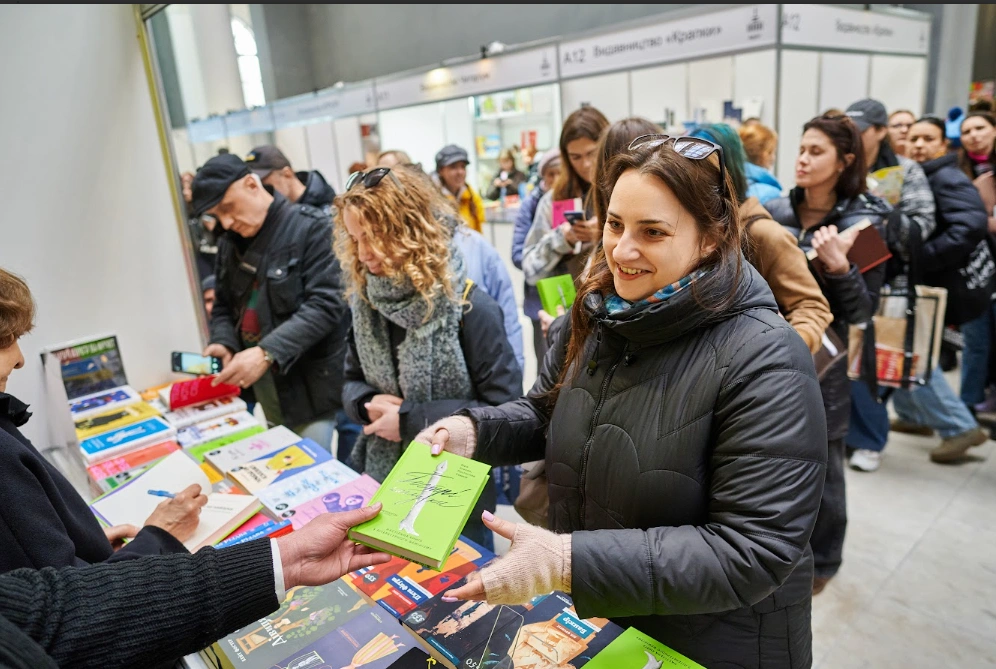85 тисяч книжок за 4 дні і рекордні продажі: як пройшла «Книжкова країна» попри бурю в Києві