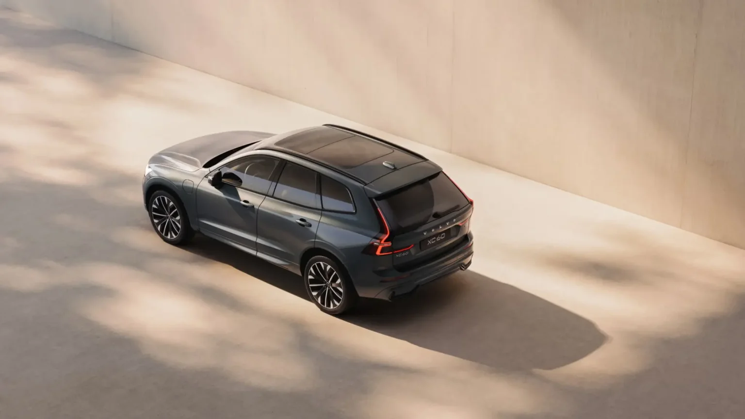 Volvo XC60: універсальний кросовер з фокусом на баланс керованості та комфорту
